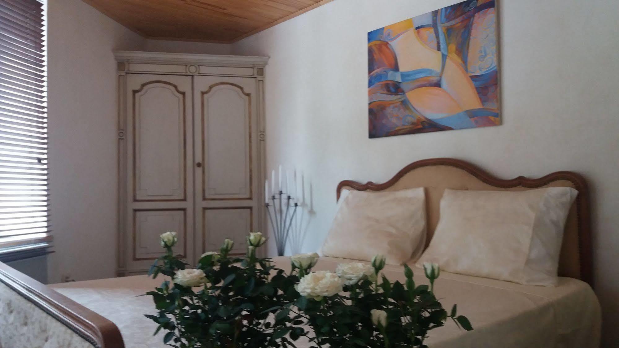 Bed and Breakfast Golden Lion Bouillon Zewnętrze zdjęcie